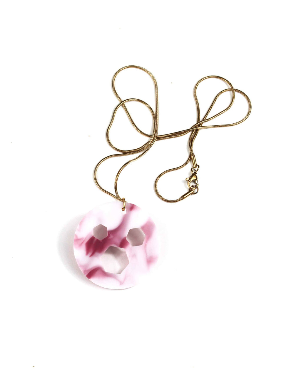 Collar redondo mármol en rosa y blanco: Deslumbra con el Resplandor del Sol con Este Aro-3